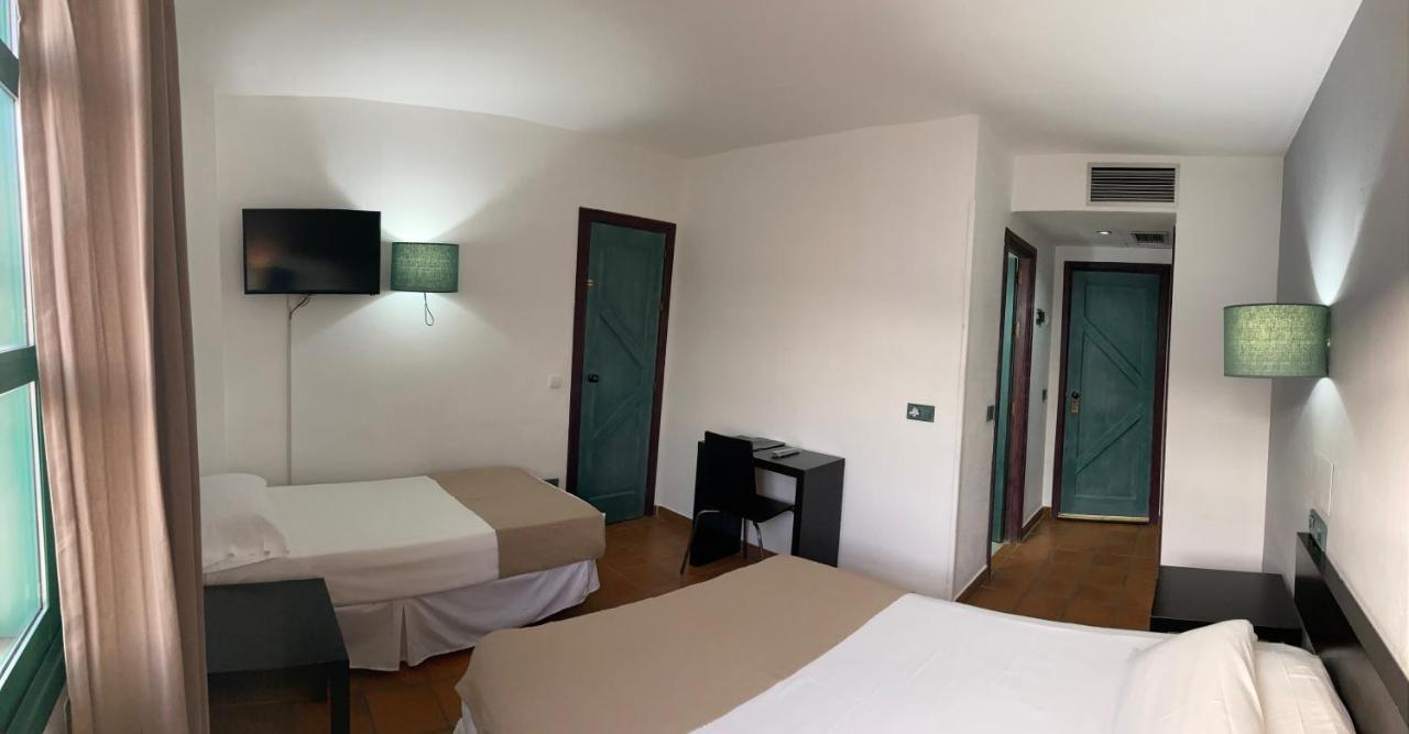 Hotel Almagro Exterior photo