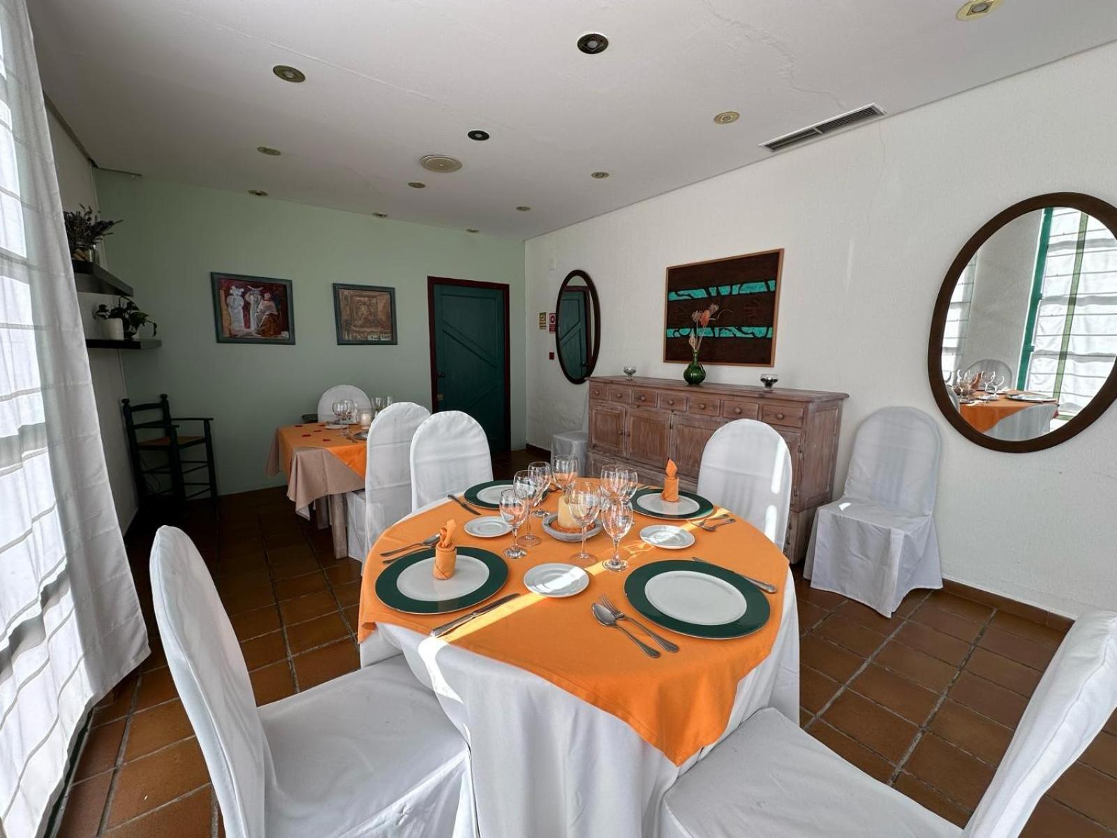 Hotel Almagro Exterior photo